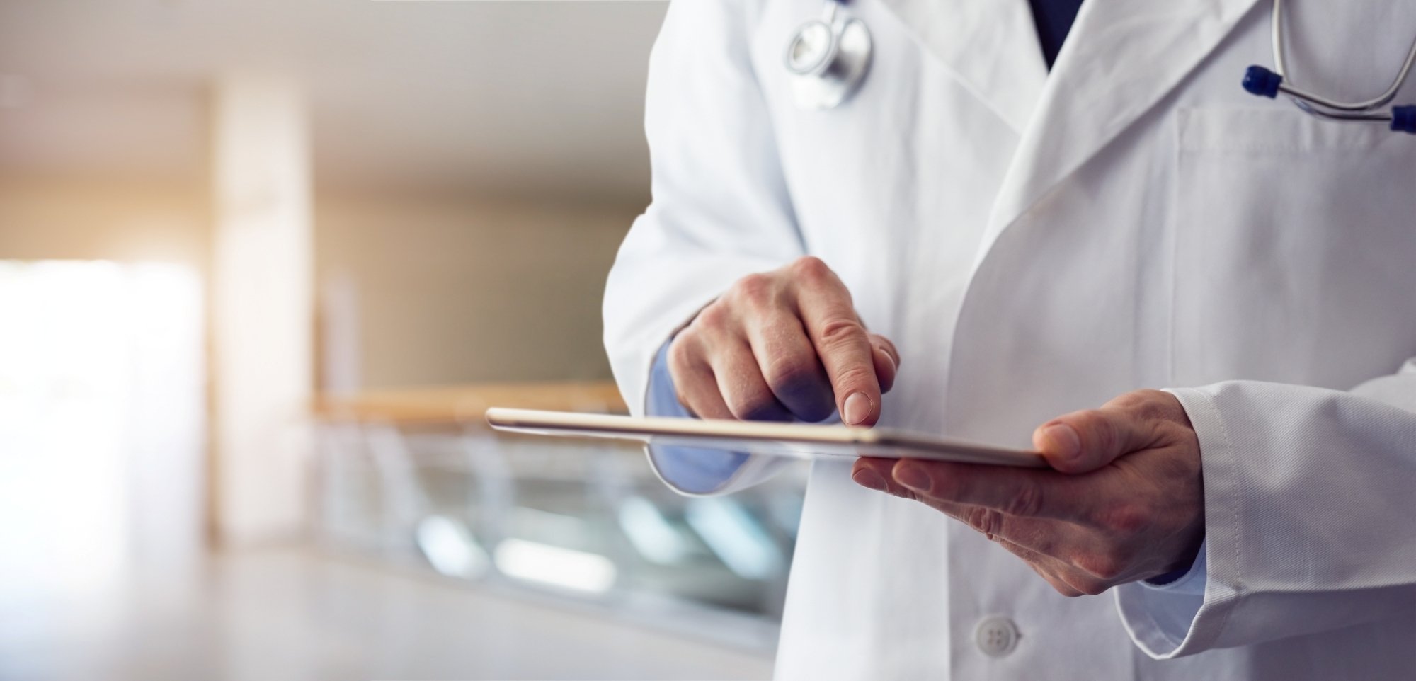 A doctor accessing health information via Hart’s software.